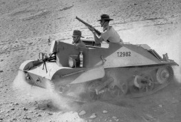 Um dos veículos com armas Bren usado por tropas australianas no Norte de África, em 07 de janeiro de 1941.