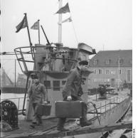 Wilhelmshaven, U-Boot-Männer gehen an Land